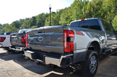 2026 Ford Super Duty F-350® Lariat®