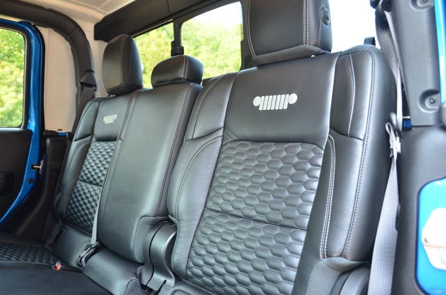 2023 Jeep Gladiator Sport S 4x4