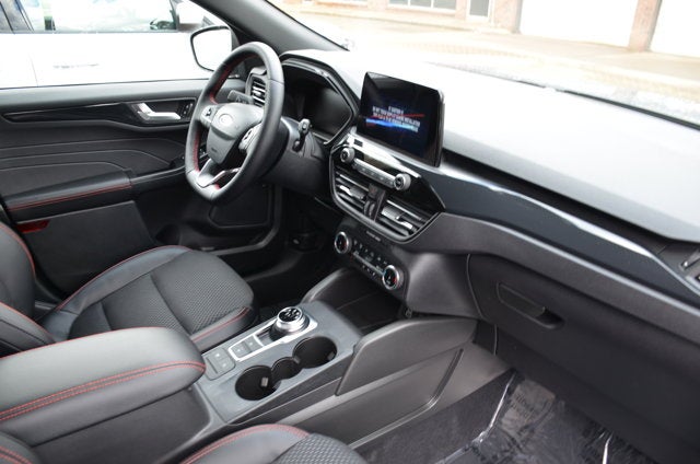 2026 Ford Escape ST-Line AWD