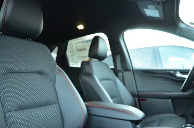 2026 Ford Escape ST-Line AWD