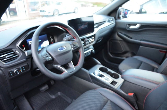 2026 Ford Escape ST-Line Select AWD