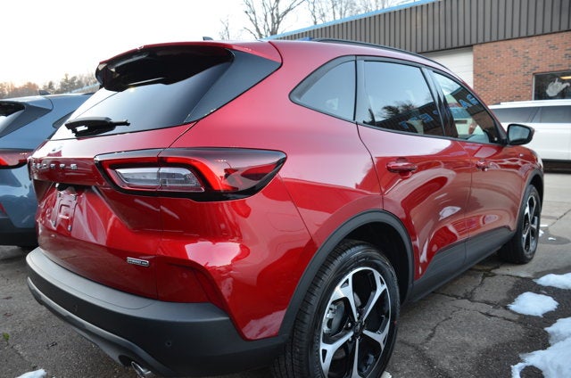 2026 Ford Escape ST-Line Select AWD