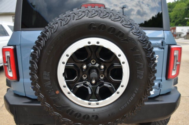 2023 Ford Bronco Outer Banks Sasquatch 4x4