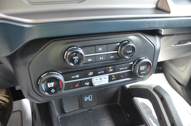 2023 Ford Bronco Outer Banks Sasquatch 4x4