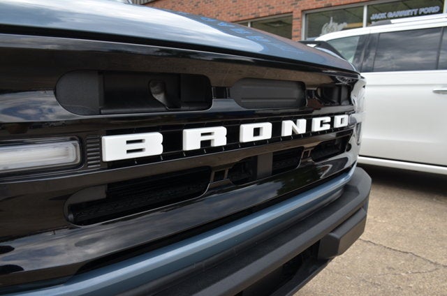 2023 Ford Bronco Outer Banks Sasquatch 4x4