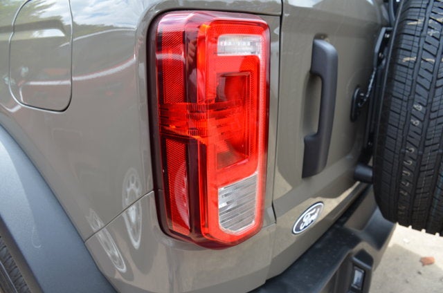 2026 Ford Bronco Base 2-Door