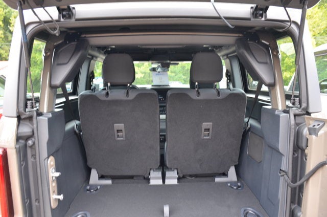 2026 Ford Bronco Base 2-Door