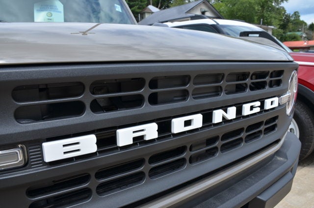 2026 Ford Bronco Base 2-Door