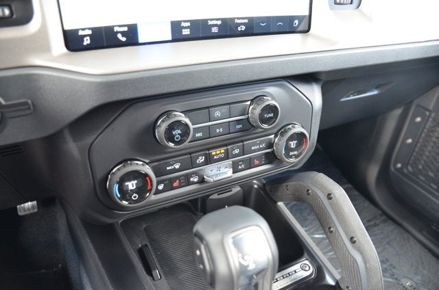 2026 Ford Bronco Outer Banks 4-Door 4x4