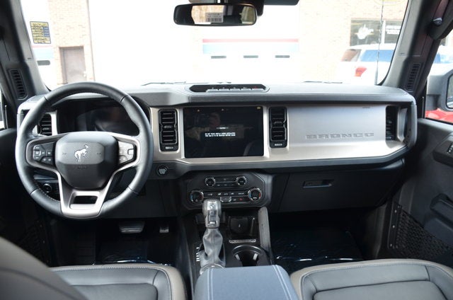 2026 Ford Bronco Outer Banks 4-Door 4x4