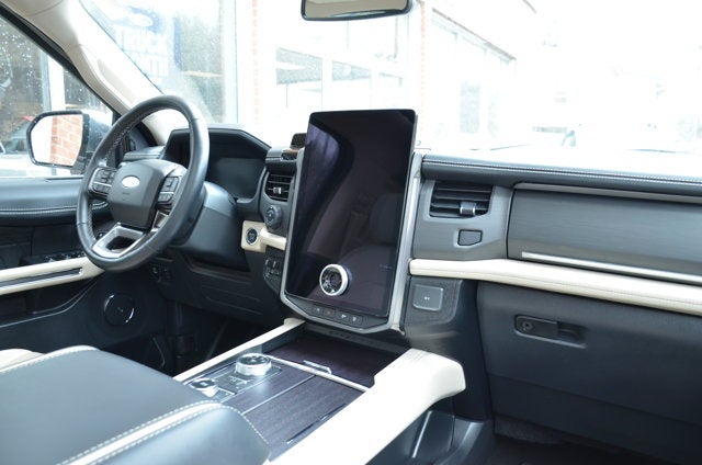 2024 Ford Expedition Max Platinum