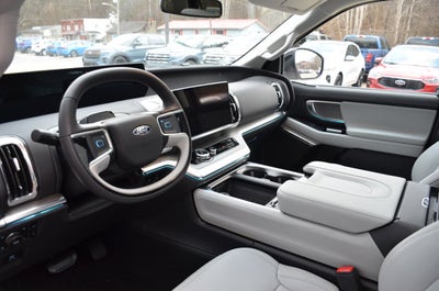 2025 Ford Expedition Max Platinum 4x4