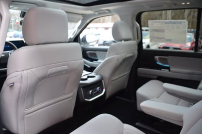 2025 Ford Expedition Max Platinum 4x4