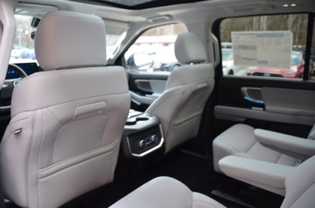 2025 Ford Expedition Max Platinum 4x4