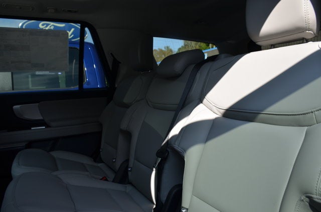 2027 Ford Expedition Active 4x4