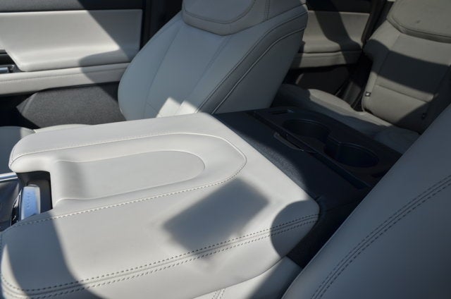 2027 Ford Expedition Active 4x4