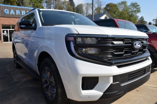 2027 Ford Expedition Active 4x4