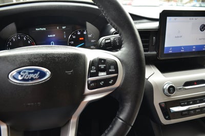 2023 Ford Explorer XLT 4WD