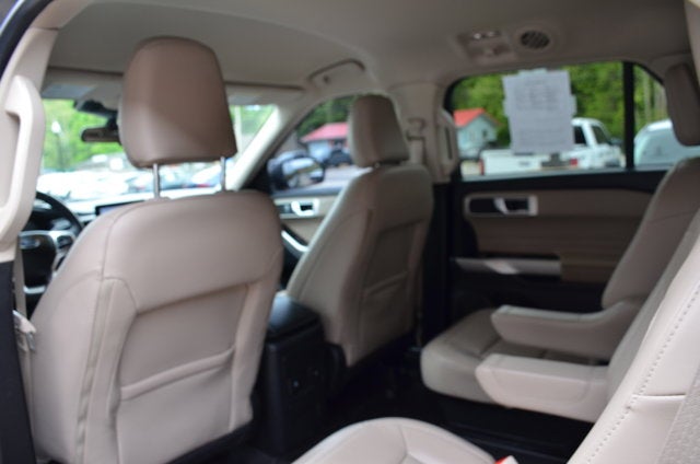 2023 Ford Explorer XLT 4WD