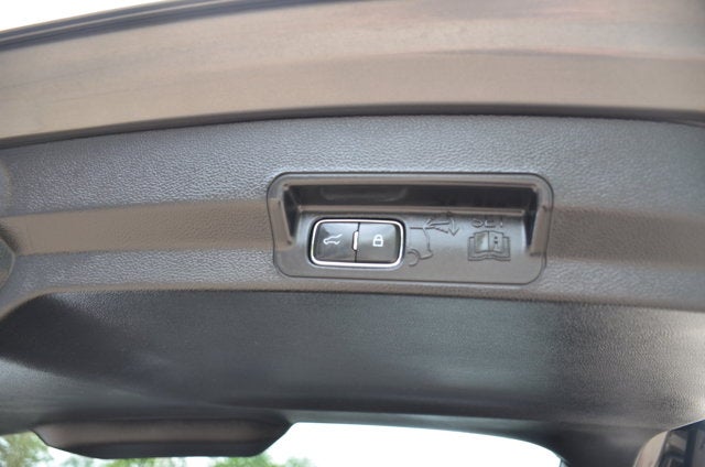 2023 Ford Explorer XLT 4WD