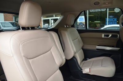 2023 Ford Explorer XLT 4WD