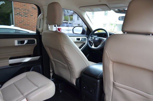 2023 Ford Explorer XLT 4WD