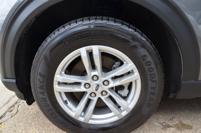 2023 Ford Explorer XLT 4WD
