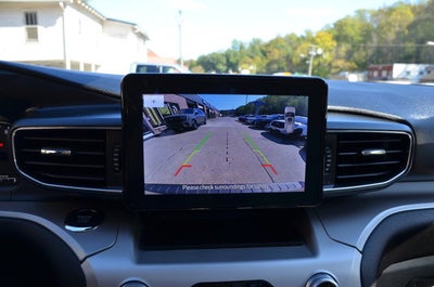 2022 Ford Explorer XLT 4WD