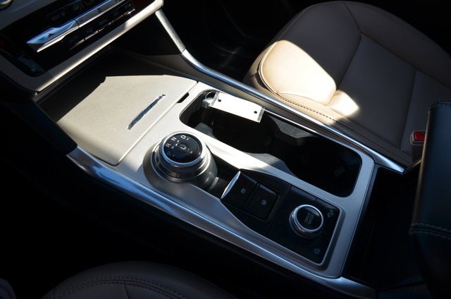 2022 Ford Explorer XLT 4WD