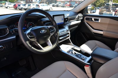 2022 Ford Explorer XLT 4WD