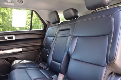 2023 Ford Explorer XLT 4WD