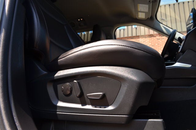 2023 Ford Explorer XLT 4WD