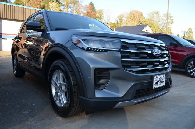 2027 Ford Explorer Active 4WD