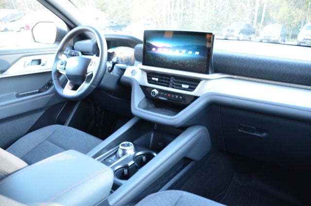2027 Ford Explorer Active 4WD