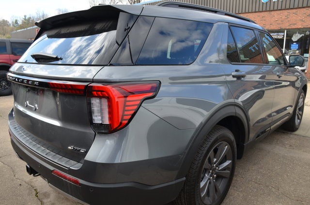 2026 Ford Explorer Active 4WD