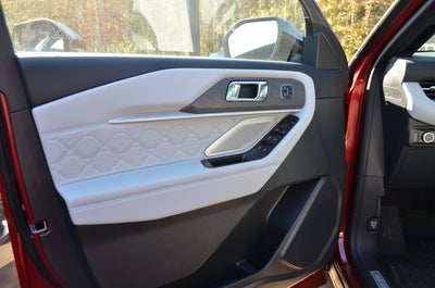 2027 Ford Explorer Platinum 4WD
