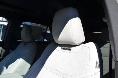 2027 Ford Explorer Platinum 4WD