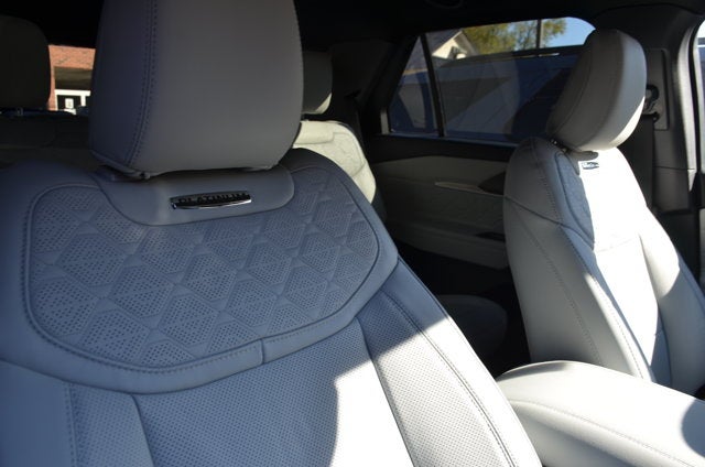 2027 Ford Explorer Platinum 4WD