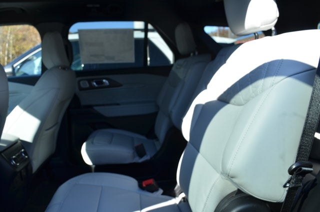 2027 Ford Explorer Platinum 4WD
