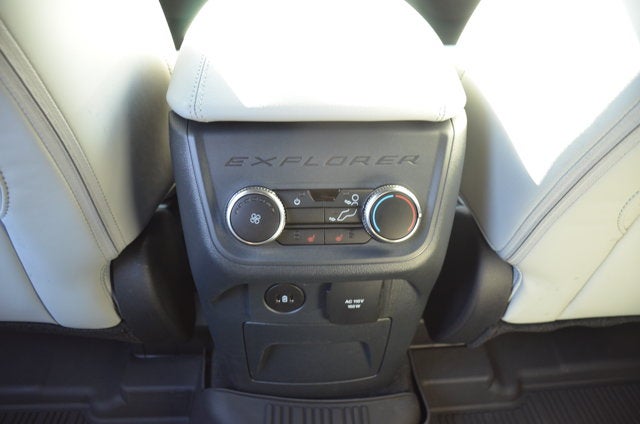 2027 Ford Explorer Platinum 4WD