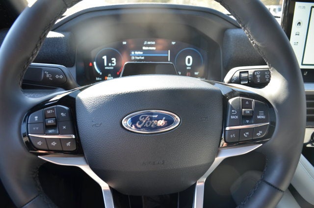 2027 Ford Explorer Platinum 4WD