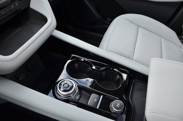 2026 Ford Explorer Platinum 4WD