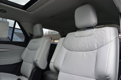 2026 Ford Explorer Platinum 4WD