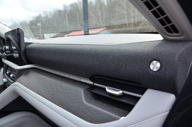 2026 Ford Explorer Platinum 4WD