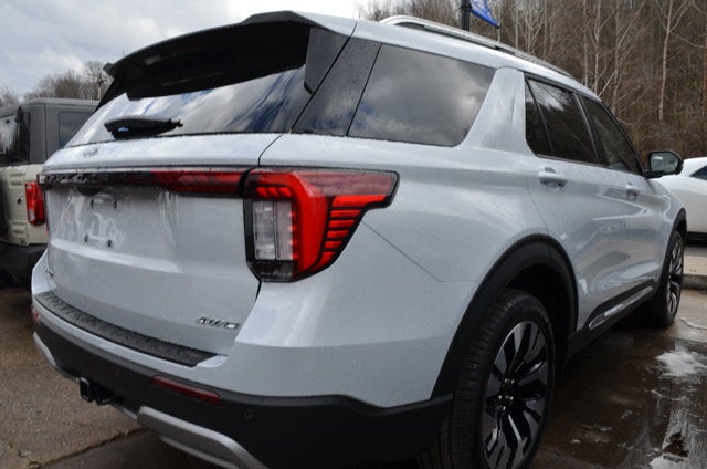 2026 Ford Explorer Platinum 4WD