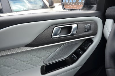 2026 Ford Explorer Platinum 4WD