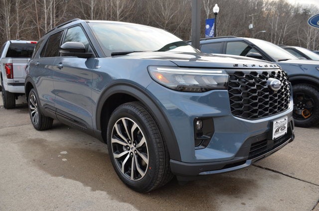 2026 Ford Explorer ST-Line 4WD