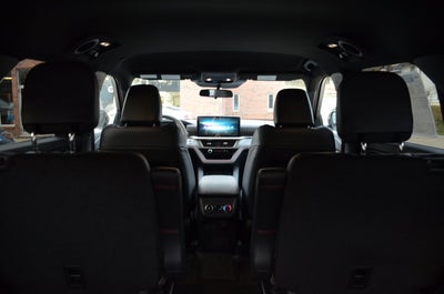 2026 Ford Explorer ST-Line 4WD