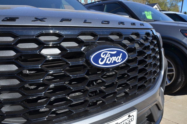 2027 Ford Explorer ST-Line 4WD