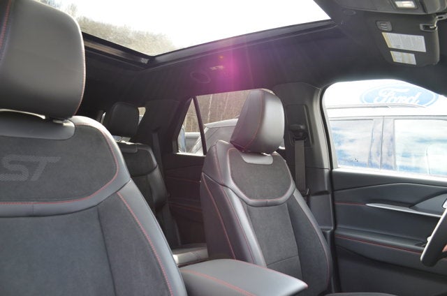 2026 Ford Explorer ST 4WD